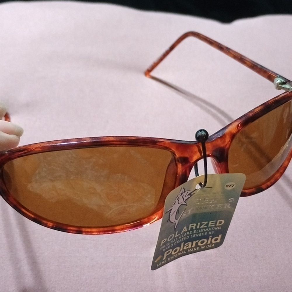Polaroid sunglasses, vintage NWT